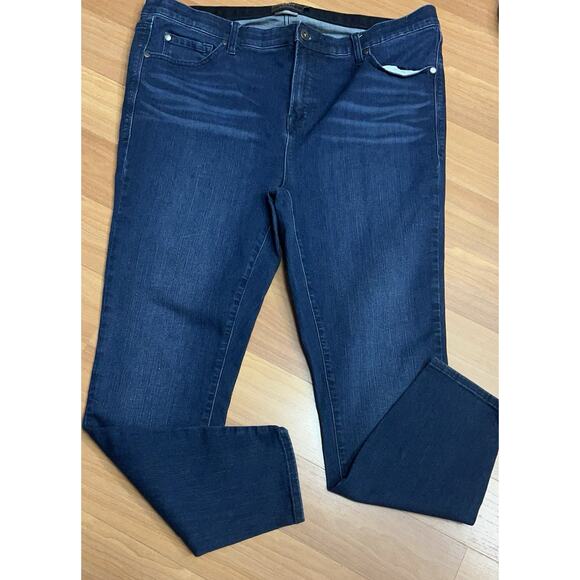 Torrid Womens Premium Sky High Skinny Fit Size 18R Dark Wash Denim Jeans - Picture 4 of 12